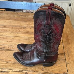 Lucchese Men’s Black Cherry Cowboy, Western Boots Size 9D Made in USA hand stich